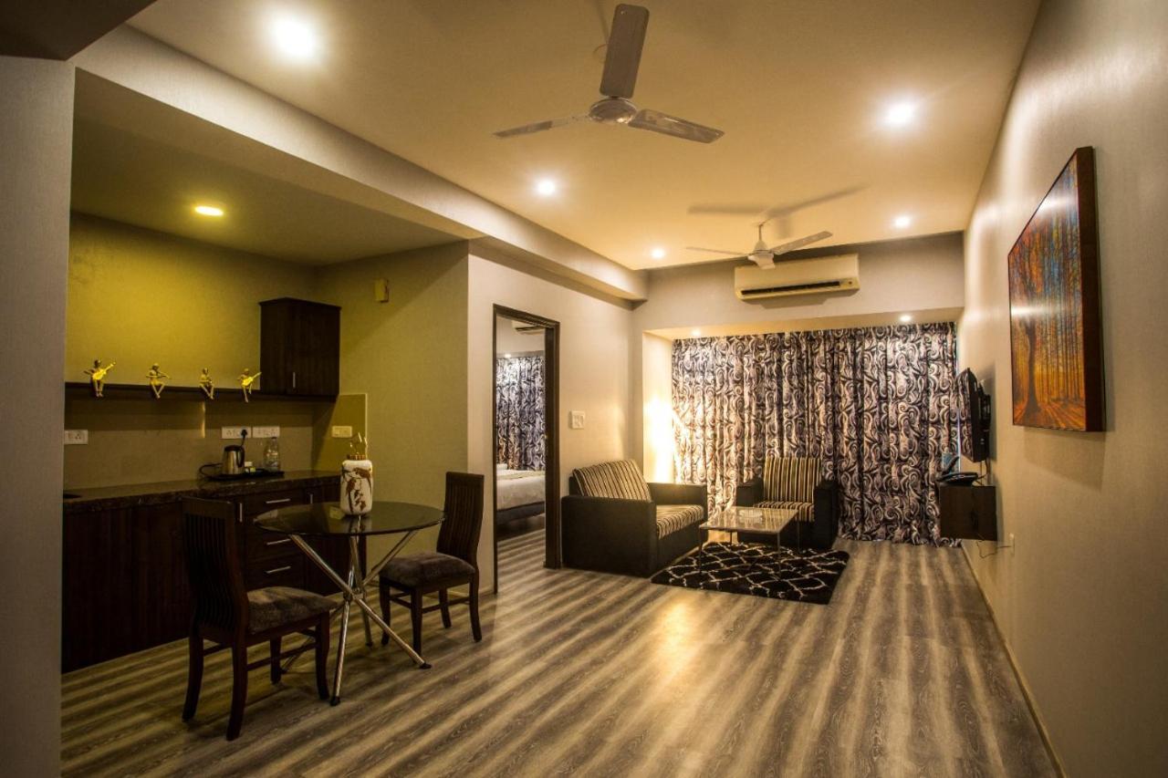 Encore Suites Goa Pangim Exterior foto
