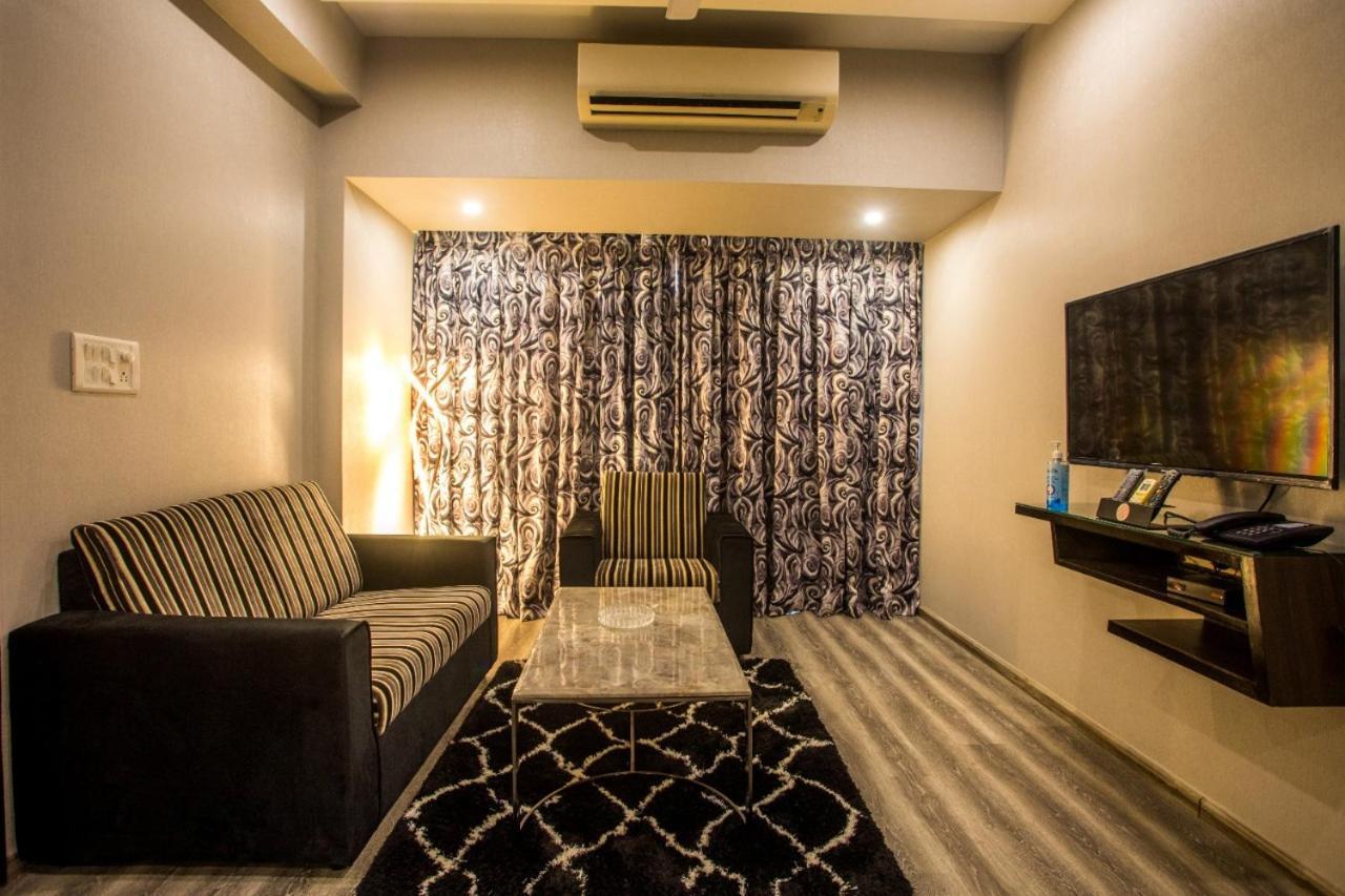 Encore Suites Goa Pangim Exterior foto